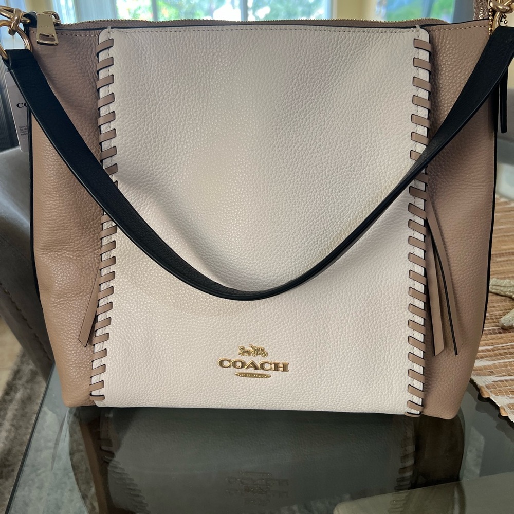 BNWT Rare Coach Large Cream & Tan Leather Shoulder Bag with Whipstitch Detailing